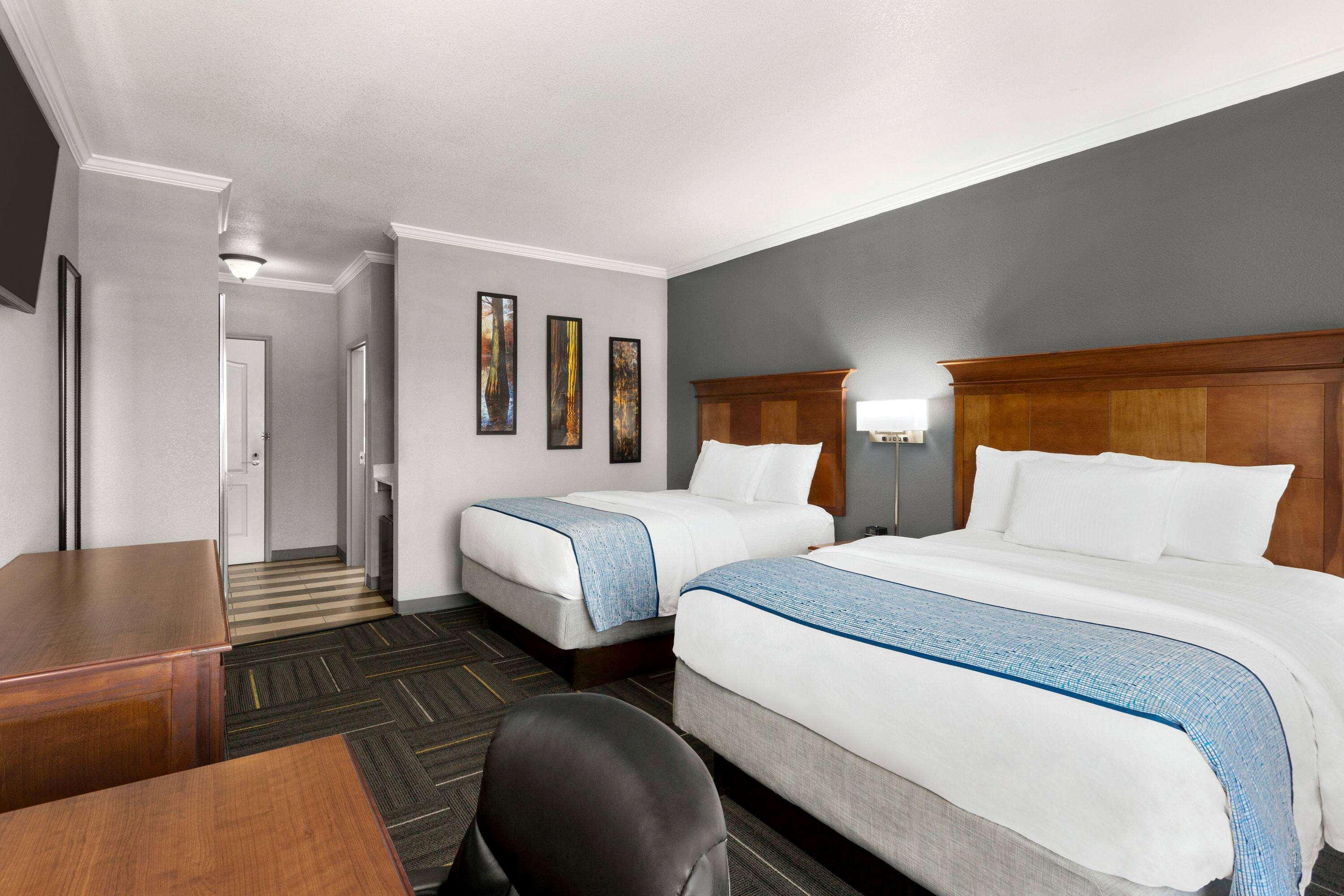 Hotel La Quinta By Wyndham Dublin Esterno foto